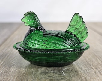 Mini Emerald Green Glass Hen on Beaded Nest Salt Cellar  2.75" - Whimsical Decor