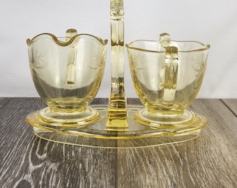Juego de cremera y azucarero de cristal amarillo Lancaster Jubilee de la década de 1930, raro, con caja.
