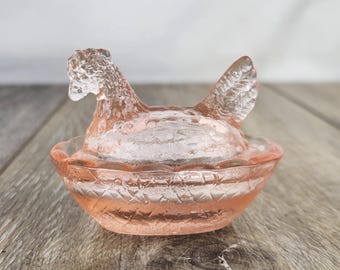 Peach Glass Mini Hen on Nest Covered Salt Cellar 2.5"
