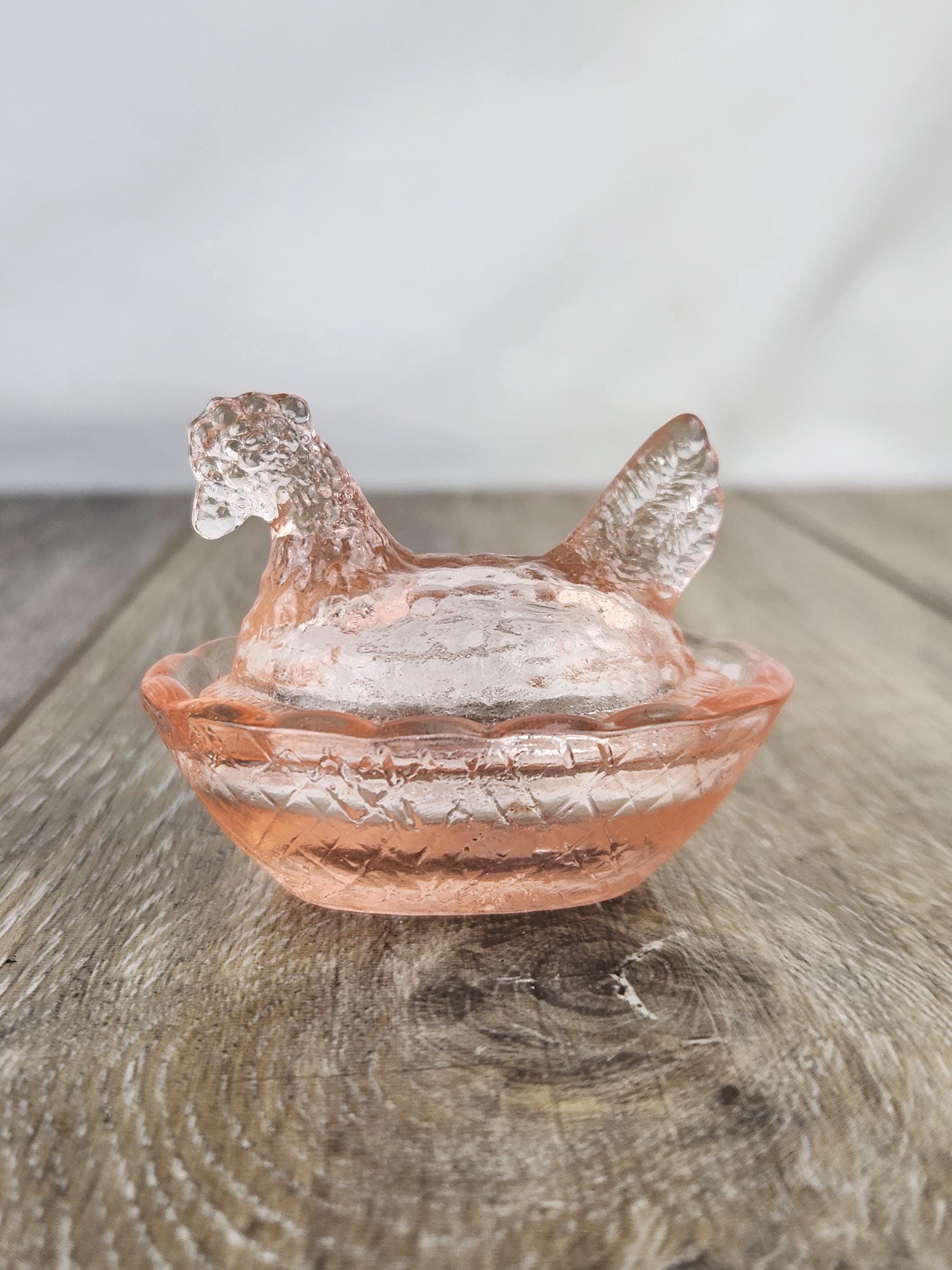 Peach Glass Mini Hen on Nest Covered Salt Cellar 2.5