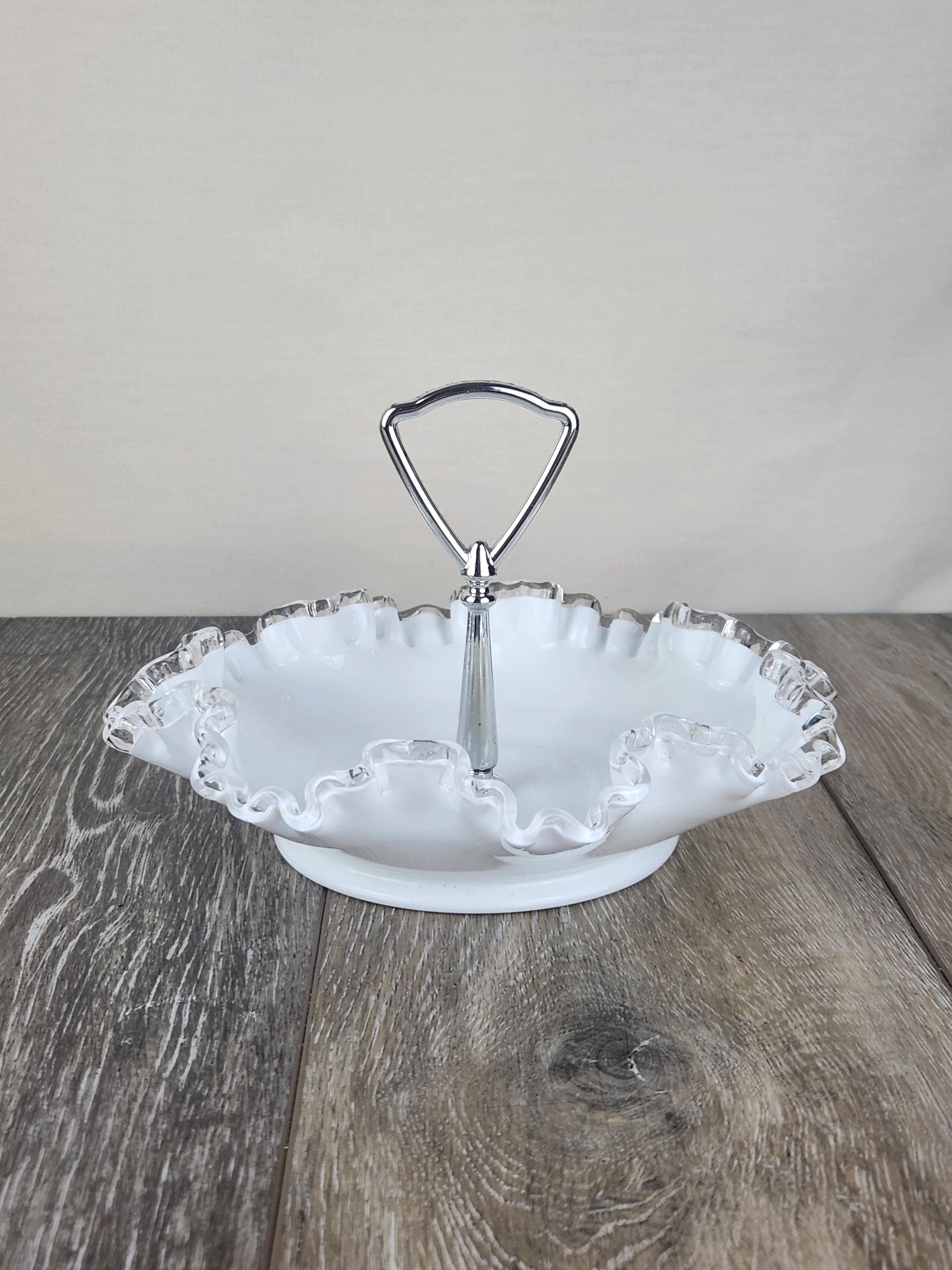 希少　fenton シルバーターコイズ　クレスト　ボンボン　ミルクグラス Fenton Silver Crest - Etsy