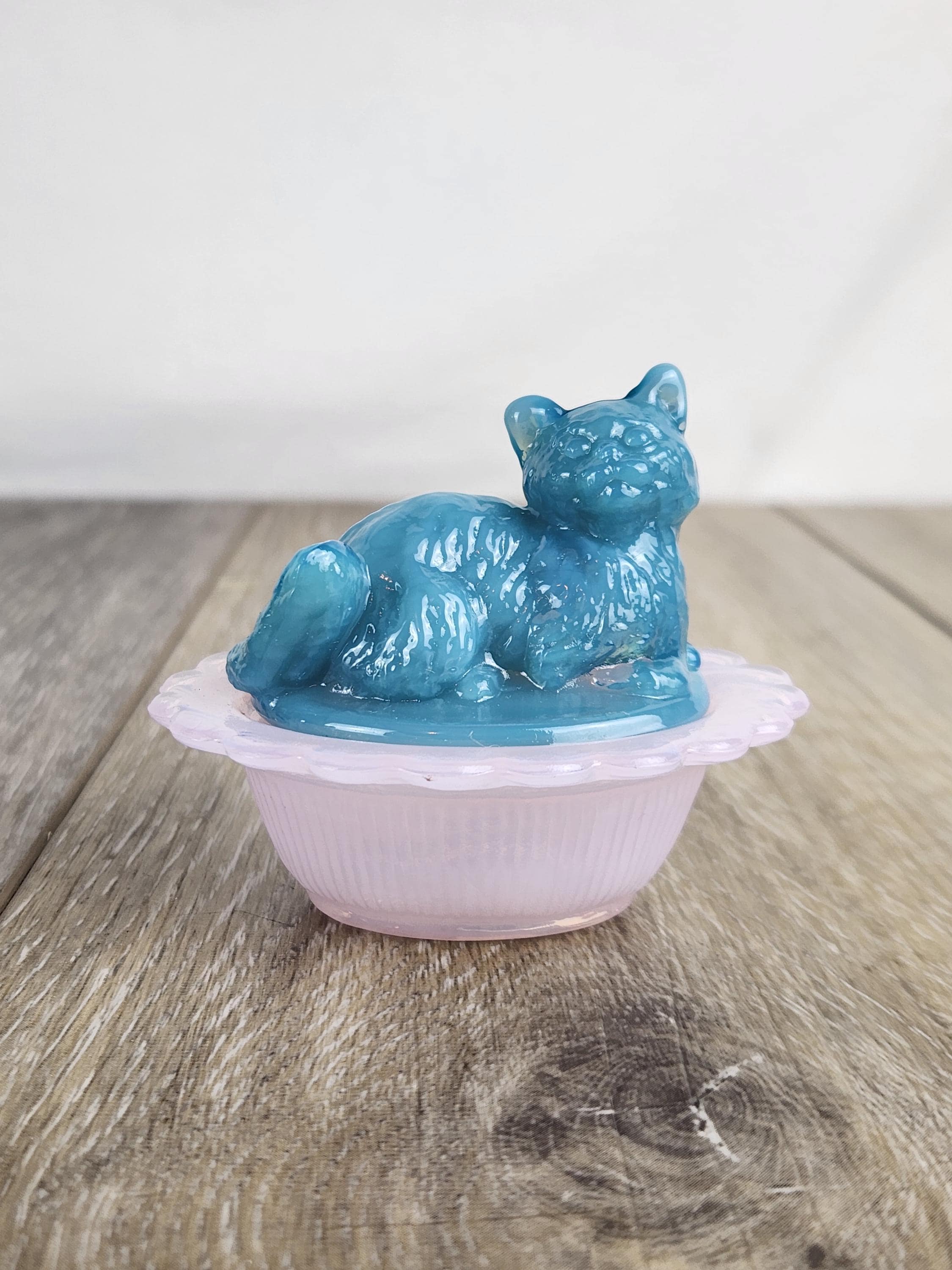 Cat on Nest Glass - Etsy