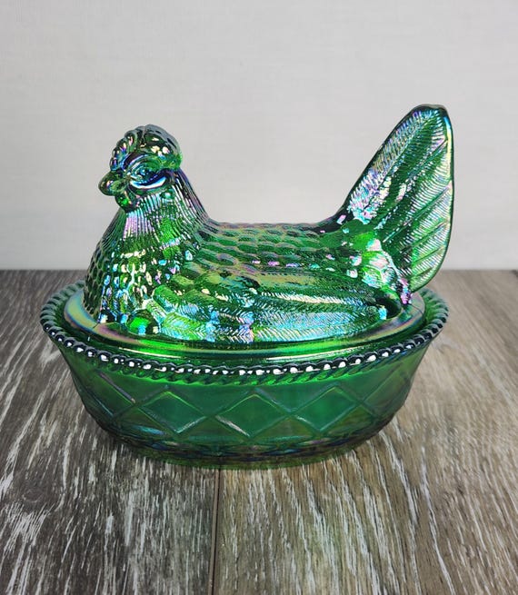 Emerald Green Carnival Glass Hen on Nest – Woven Covered Dish