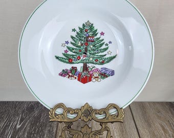 Gibson Christmas Tree Bowl – Retro Holiday Dinnerware 8"