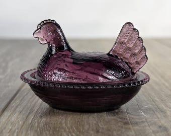 Mini Purple Amethyst Glass Hen on Beaded Nest Salt Cellar  2.75"