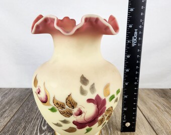 Fenton Custard Uranium Glass Burmese Satin Vase – Hand-painted by