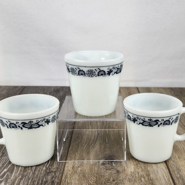 Vintage PYREX® White Navy Old Town Blue Onion No. 1410 Mugs Cups - Set of 3