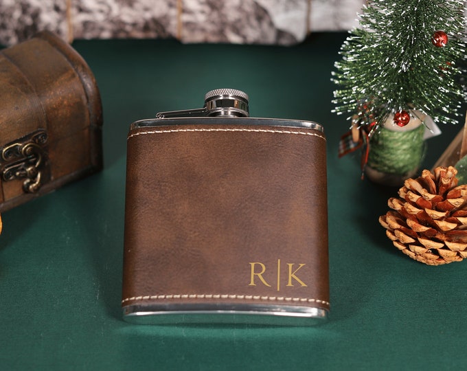 Personalized Leather Flask for Men, Custom Flask, Groomsmen flask gift, Groomsman gift for dad, Engraved Hip Flask, Best man gift for father