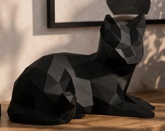 Stor kattfigur låg poly katt, geometrisk kattstaty, modern kattdekoration, minimalistisk heminredningsaccessoar, present till kattälskare