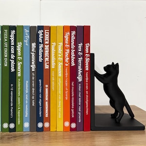 Unique cat bookend, bookends animal shape, decorative book holder, cat gift, bookshelf decor, cat gift, interior
