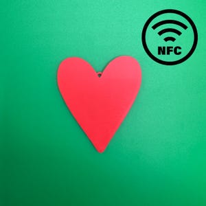 Portachiavi NFC personalizzato a forma di cuore, per la pubblicità e la promozione della tua attività, social media, creatore di contenuti o per mostrare il tuo amore