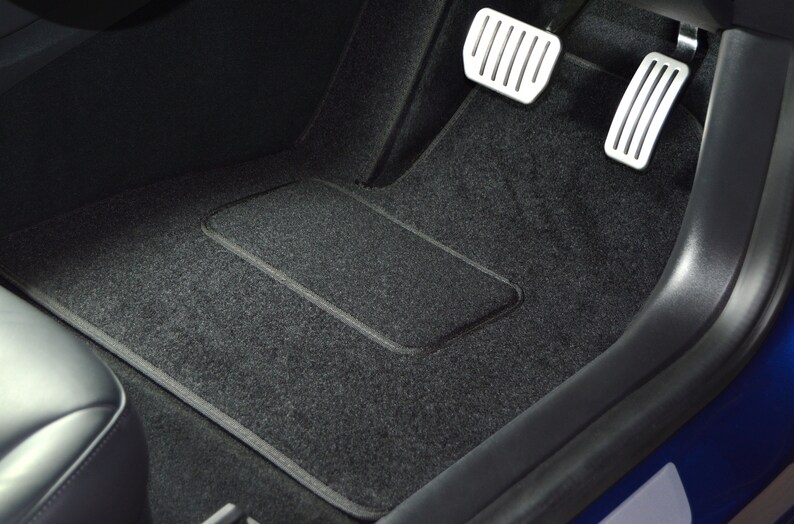 Tailored Personalised Car Mats Enter Your Reg & Choose Your Colour/text