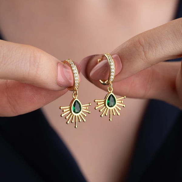 Emerald Dangle Earrings, Sun Green Earring - Elegant Jewelry - Gift For Her - Bridesmaid