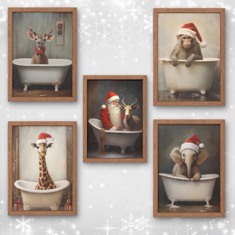 Pode incluir: Uma cole&ccedil;&atilde;o de seis ilustra&ccedil;&otilde;es emolduradas com v&aacute;rios animais usando chap&eacute;us de Papai Noel e tomando banho em uma banheira branca. Os animais incluem um veado, um macaco, uma cabra, uma girafa, um elefante e o Papai Noel.