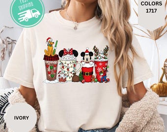Camiseta navideña de Mickey Mouse de Comfort Colors, camisetas navideñas familiares de Disney, camiseta para fiestas navideñas de Disney.