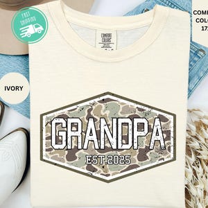 Comfort Colors® Camo Grandpa Shirt, Custom Grandpa Shirt Grandpa Est Shirt Grandpa Pregnancy Announcement Grandpa Birthday Gift Granddad