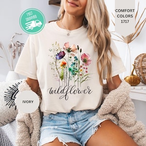 Comfort Colors® Boho Cottagecore Tshirt, Wildflowers T shirt, Vintage Pressed Flowers Shirt, Botanical Floral Tee, Gift for Gardener, Floral