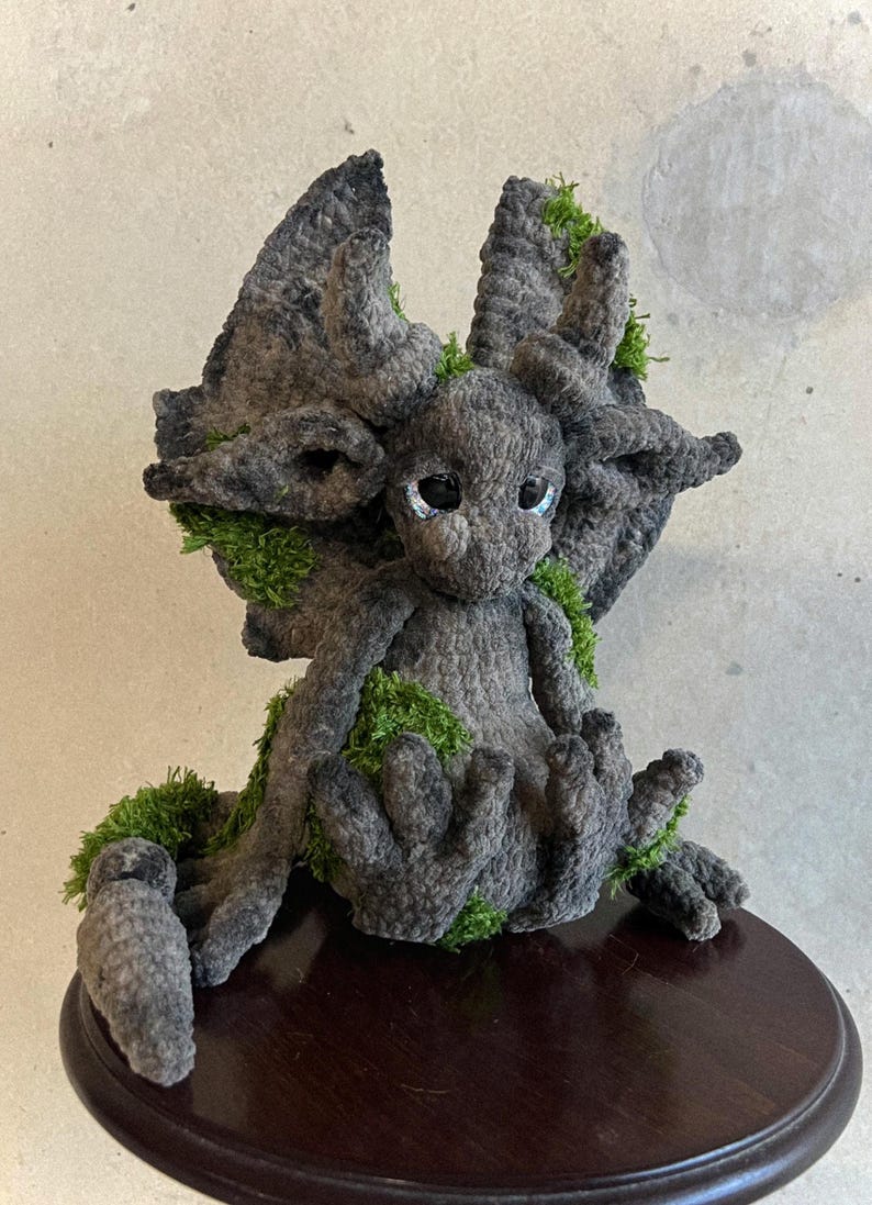 Ghoul the Gargoyle - Crochet Amigurumi/Plushy *PATTERN* image 2