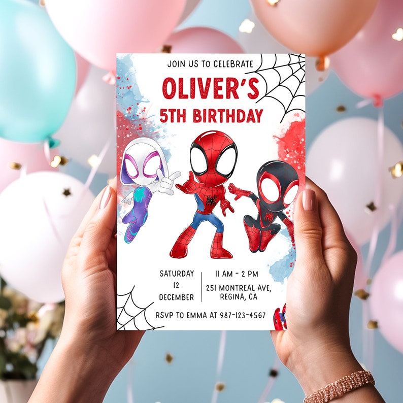 Puede incluir: Una invitaci&oacute;n de cumplea&ntilde;os roja, azul y blanca con un dise&ntilde;o de telara&ntilde;a. La invitaci&oacute;n presenta tres superh&eacute;roes de dibujos animados: Spider-Man, Spider-Gwen y Miles Morales. El texto de la invitaci&oacute;n dice: "&Uacute;nete a nosotros para celebrar el 5&ordm; cumplea&ntilde;os de Oliver. S&aacute;bado, 12 de diciembre, 11:00 AM - 2:00 PM, 251 Montreal Ave, Regina, CA. RSVP a Emma al 987-123-4567."