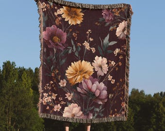 Vintage Burgundy Wildflower Woven Blanket, Floral Tapestry Throw, Elegant Botanical Blanket for Cozy Home Decor, Floral Field Woven Throw