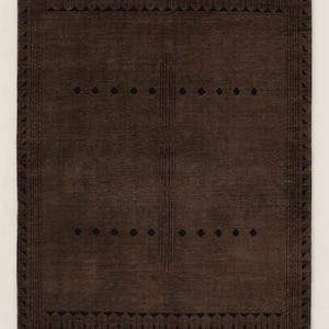 Tapis moderne en laine Gabbeh - tapis noué à la main brun chocolat profond, carpette tribale géométrique