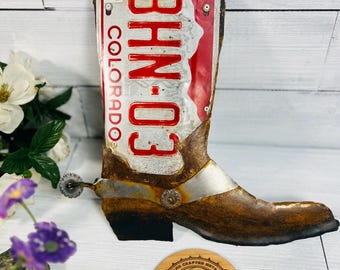 Metal Art, Hand Made Country Style Cowboy Boot from recycled objects.