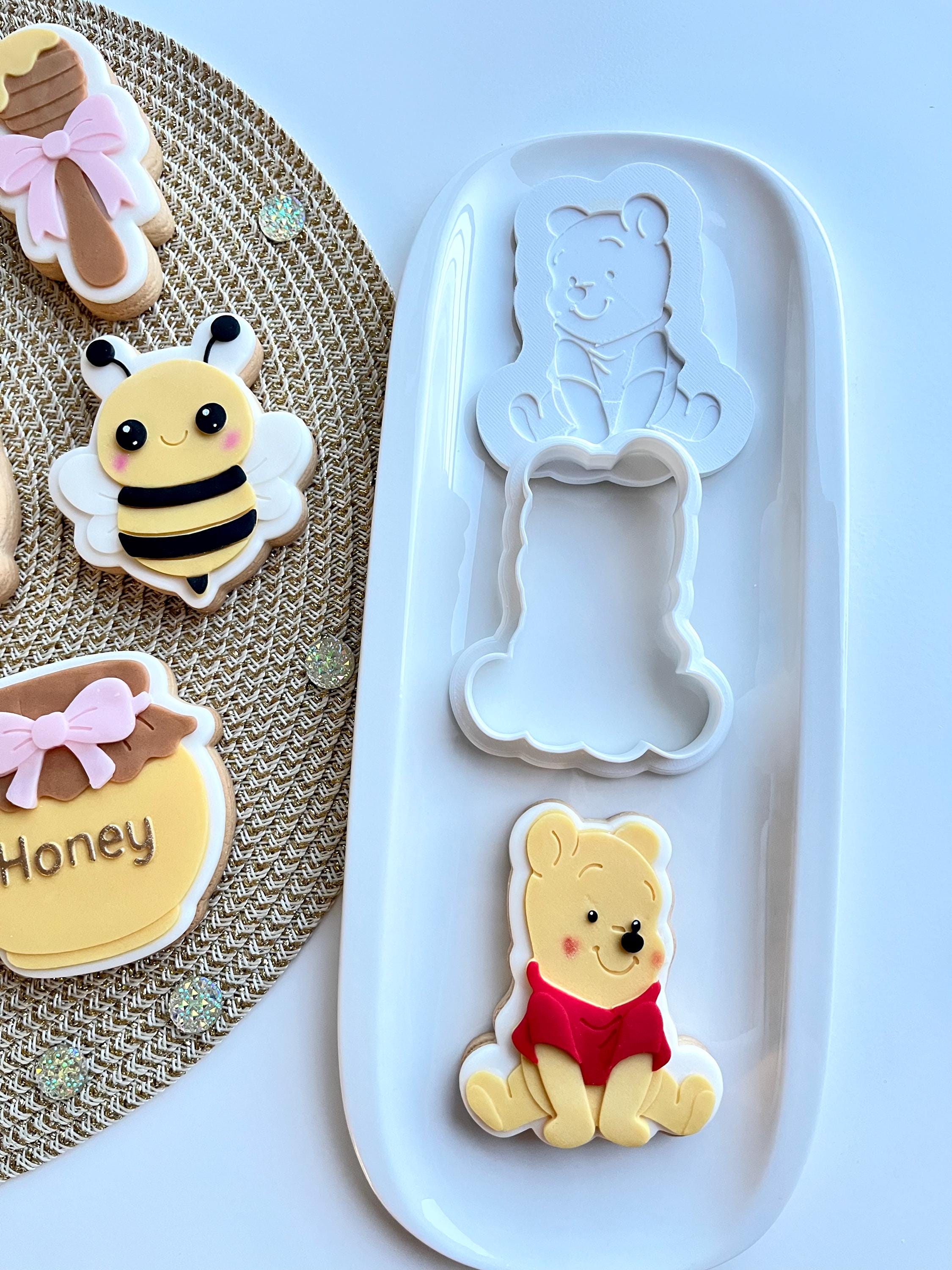 Sitting Honey Bear Cookie Cutter STL: Classic Forest Animal Pose - Etsy