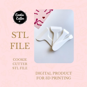 Peut inclure: Des outils de découpe de biscuits en plastique blanc sont présentés sur une surface blanche, avec un fond rose. L'image comprend le texte "STL FILE" et "DIGITAL PRODUCT FOR 3D PRINTING". Un logo "Cookie Cutter tr" est également présent.
