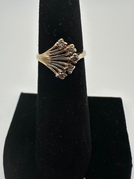 14k diamond ring - fan design - yellow gold - sta… - image 3