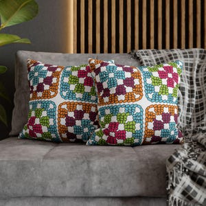 Crochet style print flower pillow cover or complete, Ethiopian Pillow, Crochet Inspired throw pillow, flower pillow cover, African pillow