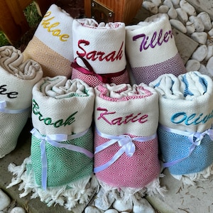 PERSONALIZED Gift Towel – Custom Name & Logo Embroidery, Turkish Cotton Towel, Monogrammed Gift, Birthday, Spa, Housewarming Gift