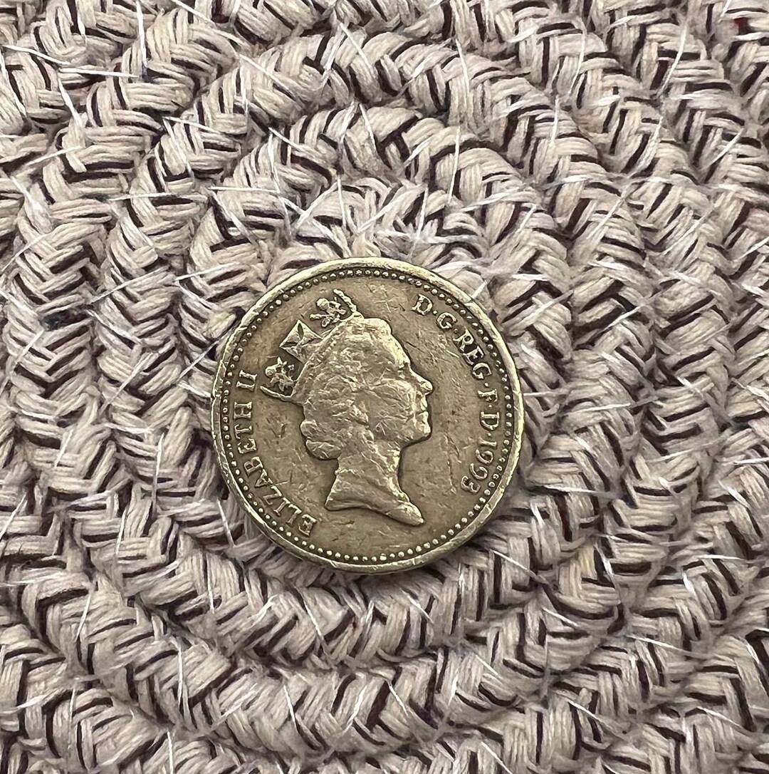 Rare One Pound 1983 Elizabeth II Decus Et Tutamen Etsy UK