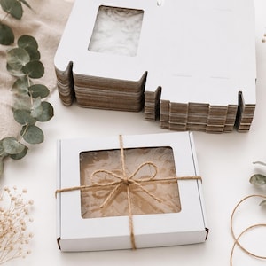 21x15x3 cm White Mailer Boxes (8.26x5.90x1.18 in) – Slim Cardboard Packing Boxes for Photos, Prints, Stationery & Gifts