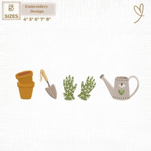 Könnte beinhalten: Ein Stickmuster mit Gartengeräten: zwei gestapelte Terrakottatöpfe, eine Kelle, zwei grüne Handschuhe mit weißen Blumenmustern und eine Gießkanne mit einer Gänseblümchen. Das Design umfasst fünf Größen: 10cm, 13cm, 15cm, 18cm und 20cm.
