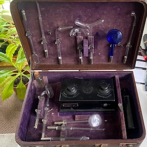 German Medikus Violet Ray set