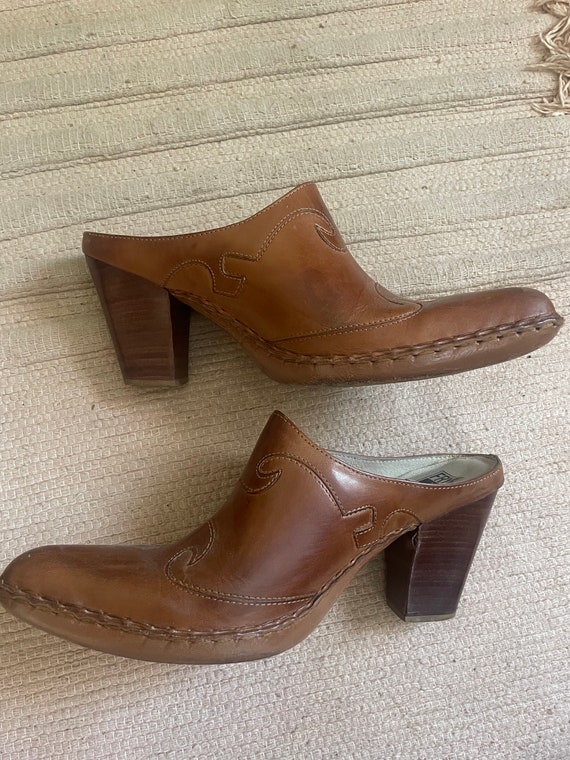 VINTAGE FRYE BOOTS Phoenix Mules Brown Leather Mu… - image 6