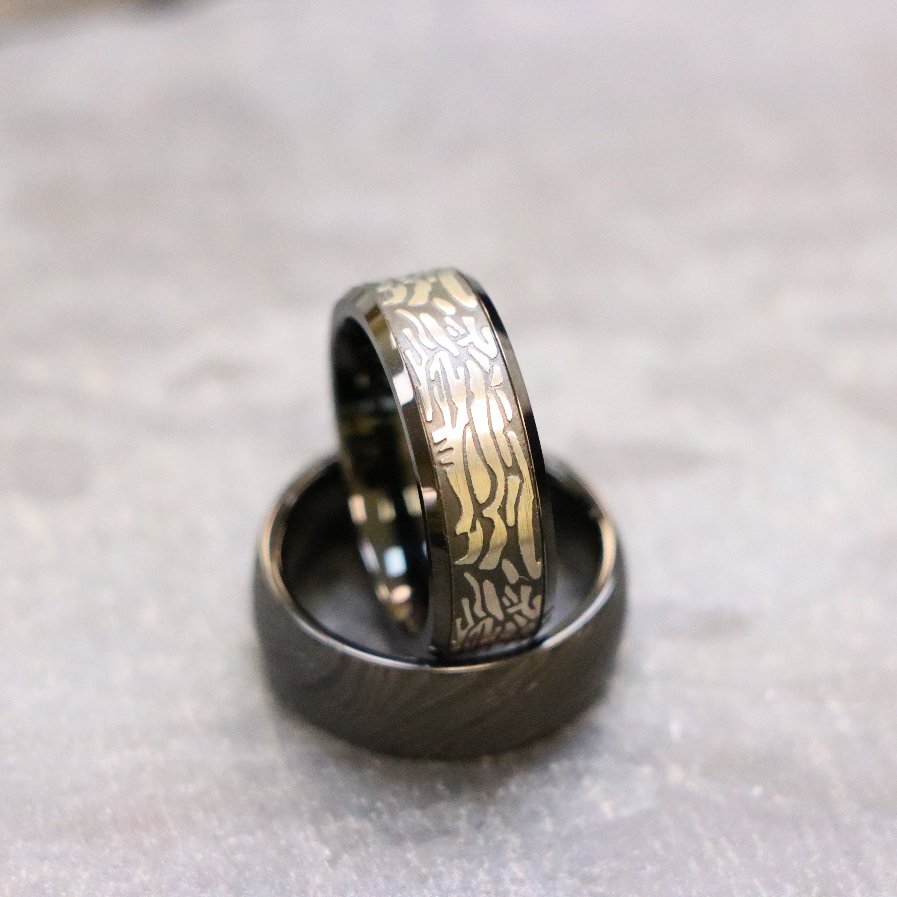 Free Personalized Laser Engraving Ring For Men And Women Black IP Plated With Rhodochrosite Inlay 7 5mm Wedding Band Ideal Ring For Couples