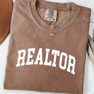 Comfort Colors®Realtor Shirt Gift for Realtor Closing Gift for Real Estate Agent Shirt Retro Real Estate Shirt Realtor Appreciation Gift
