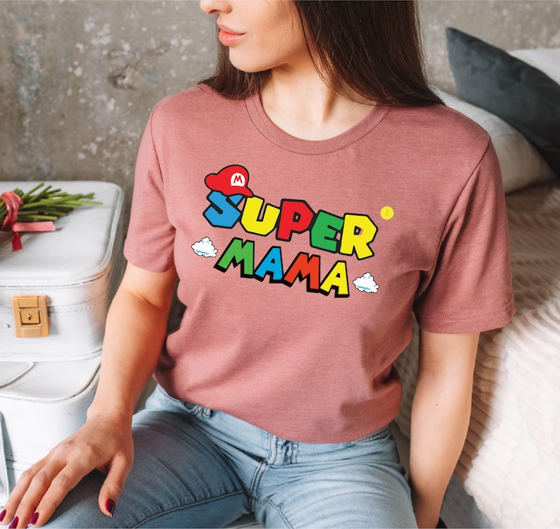 Mama T-Shirt , Super Mama T-Shirt , Super Hero Mama Shirt ,Geschenkidee Mom to be Beste Mama Geschenk , Mothers Day Gift, Muttertagsgeschenk bild 2