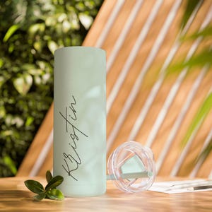 Personalisierte Matte Becher mit Stroh 20 Unzen Skinny Becher Mädchens Reise Becher Brautjungfer Geschenk Brautjungfer Vorschlag Benutzerdefinierte Reise Becher