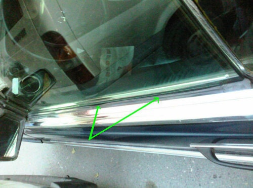 Outside Window Seal & Scraper Rubber Set For Mercedes W126 Coupe - Front Door Glass