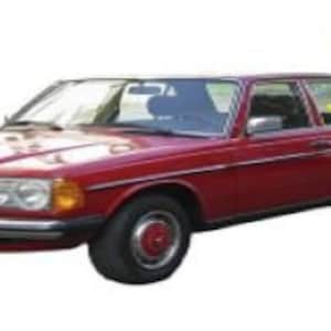 Original Mercedes-Benz 123 690 07 80 Mercedes W123 Limousine Obere Zierleiste für die Tür hinten links (Fahrerseite) NEU