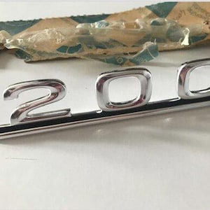 Original Type Plate &quot;200&quot; for Trunk Lid – Fits Mercedes W115 W123 Sedan – NEW