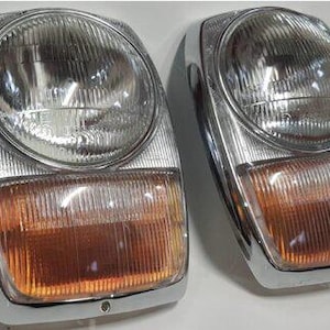 USA Headlight Set (Left + Right) – Fits Mercedes W114 W115 – Includes H4 Bosch Bulbs – NEW