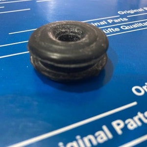Shift Rod Rubber Bearing Set (3 pcs) – Fits W108 W114 W115 W116 W123 2nd Series – Gearbox Repair – NEW