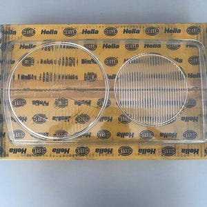 Headlight Glass Right Side – Compatible with Mercedes W123 / C123 / S123 (1976–1979) – Hella Style – NEW