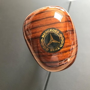 Zebrano Wood Gear Shift Knob – Fits W126 2nd Series (09/1985–1991) – Automatic Transmission – NEW