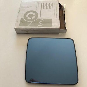 Vetro specchietto retrovisore esterno destro – Compatibile con W124 / W201 190D 190E – Rif. OEM A1248110822 – NUOVO
