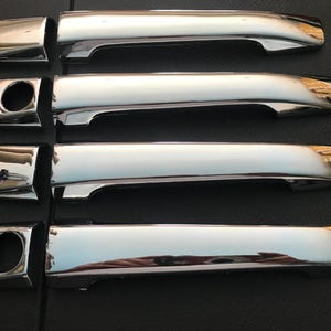 Door handle set 4 pieces chrome trim for Mercedes W124 saloon + S124 estate model NEW