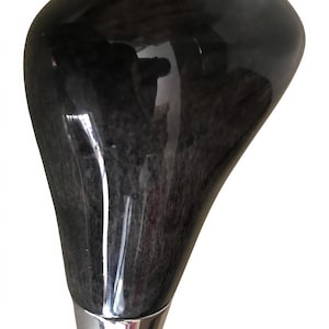 Gear Shift Lever – Bird’s Eye Finish with Emblem – Compatible with Classic Mercedes W140 – NEW